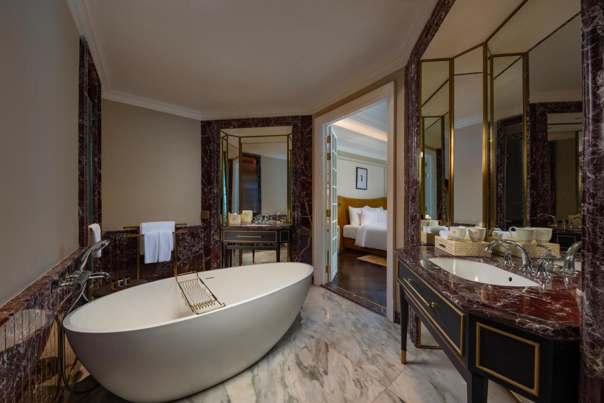 Hotel De L'Amour Tam Dao Экстерьер фото
